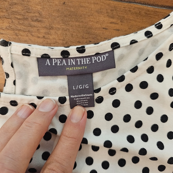 A Pea in the Pod Maternity top size Large - Picture 3 of 6
